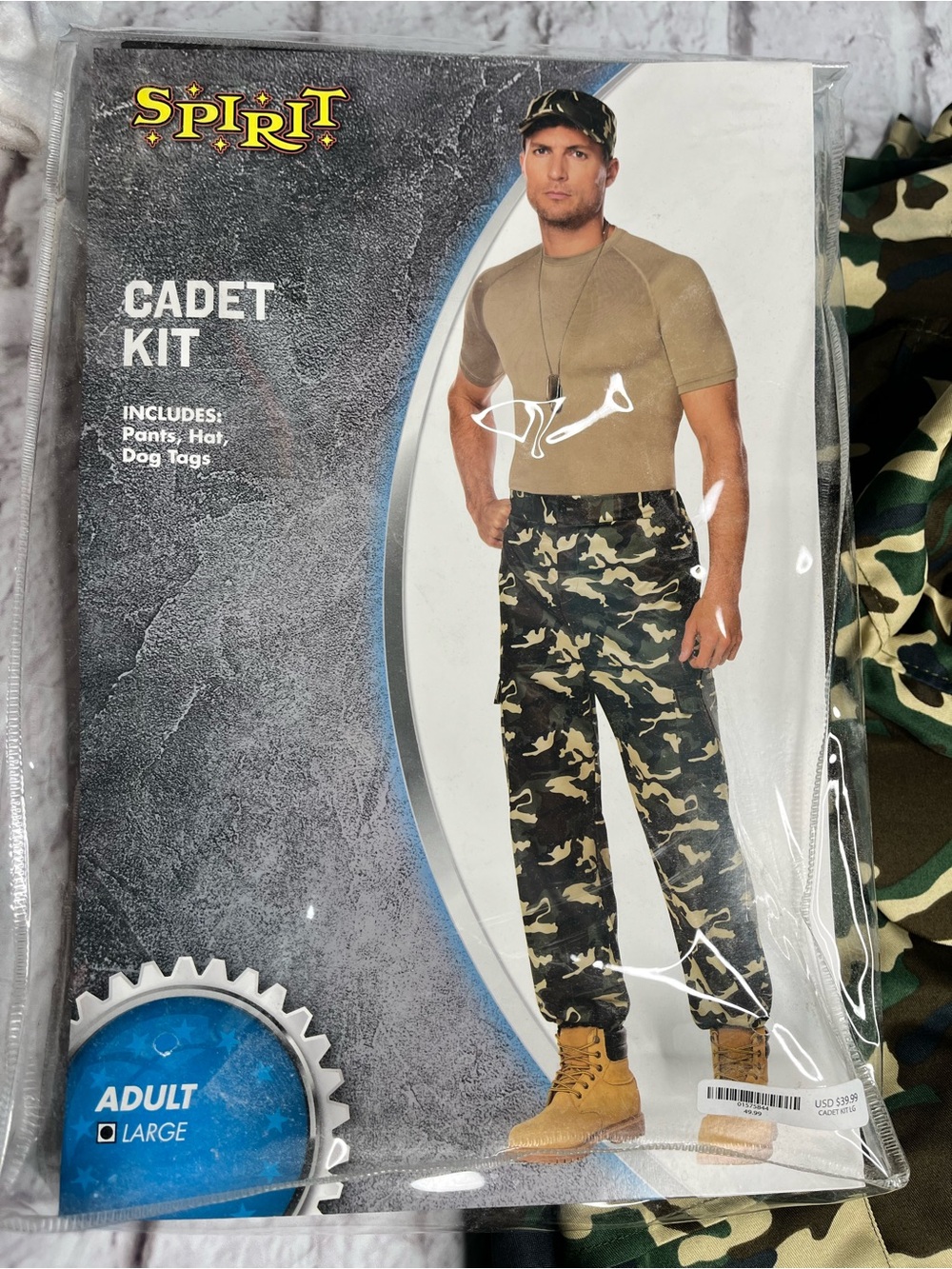 Spirit Halloween men’s cadet Halloween costume camo new